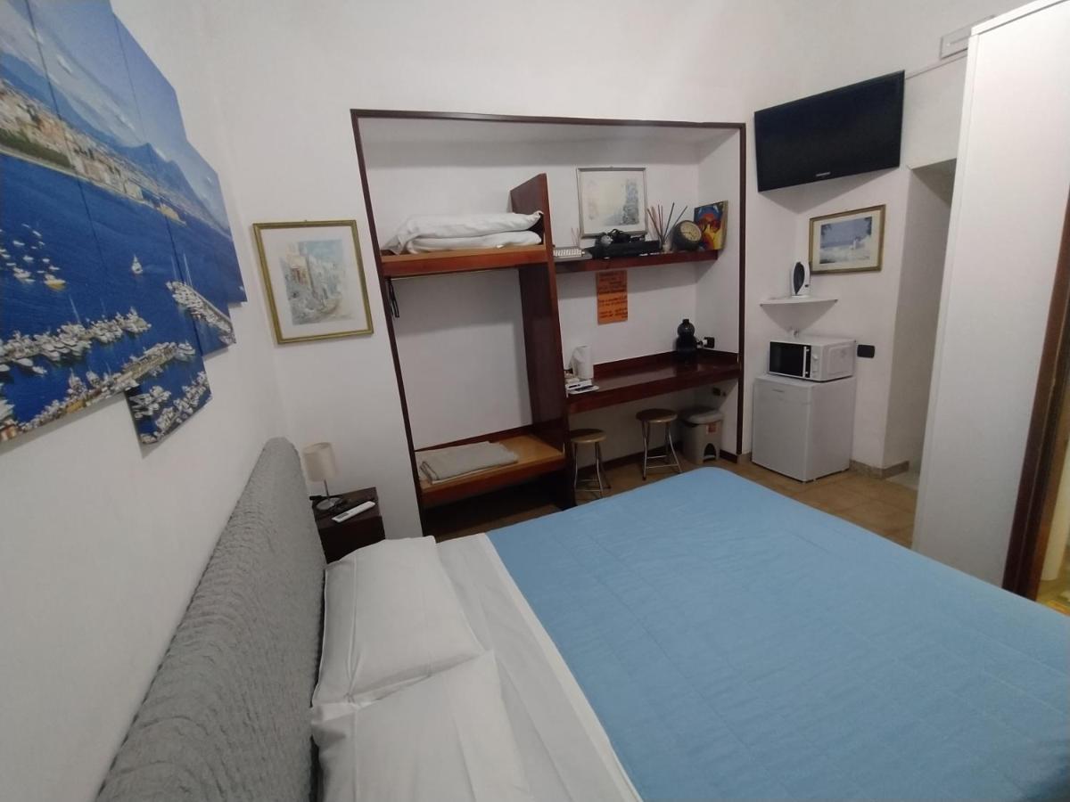 Monolocale Bed and Breakfast Νάπολη Εξωτερικό φωτογραφία